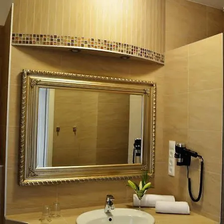 Hotel Stadt 3*