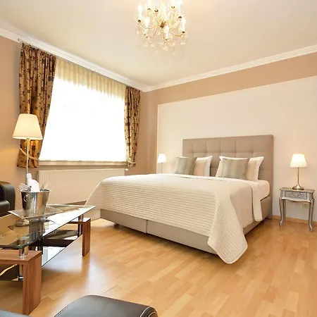 Stadt فندق بريمين