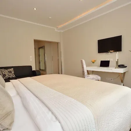 Stadt 3*